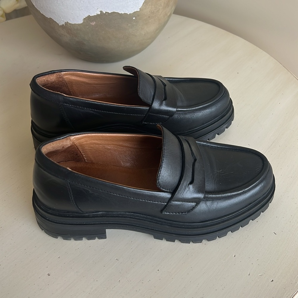 Miz Mooz Legend Black Ladies Loafers sz 38 - Picture 2 of 11